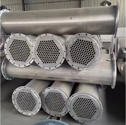 不锈钢冷凝器和列管冷凝器哪个更适合用于工业冷却
